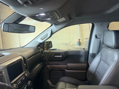 Used 2021 Chevrolet Silverado 1500 LT AWD/4WD image 32