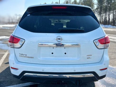 Used 2015 Nissan Pathfinder SL w/ SL Premium Package image 7
