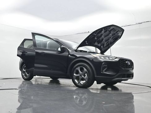 Used 2025 Ford Escape ST-Line FWD image 28
