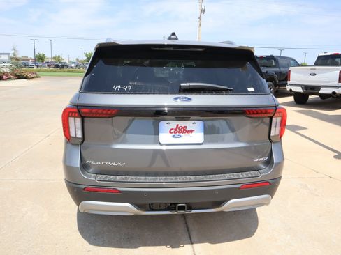 New 2026 Ford Explorer Platinum w/ LUX Leather Package AWD/4WD image 23