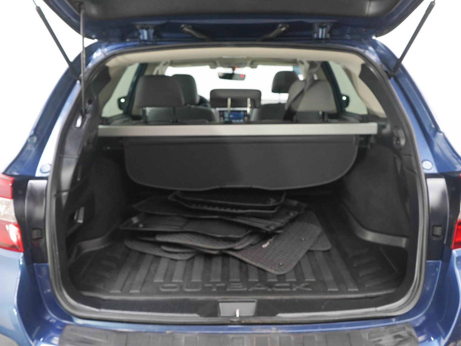 Used 2019 Subaru Outback 2.5i Limited w/ Popular Package #2 AWD/4WD image 17
