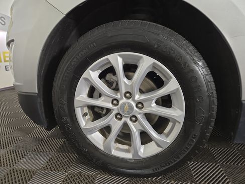 Certified 2019 Chevrolet Equinox LT FWD image 33
