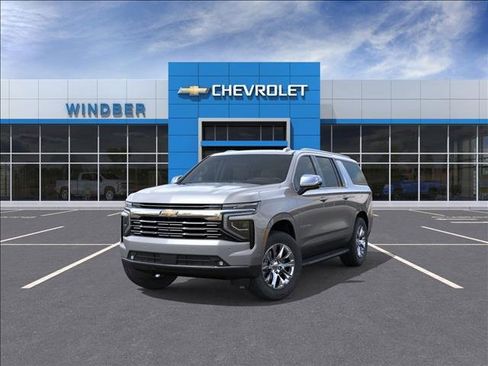 New 2026 Chevrolet Suburban Premier image 8