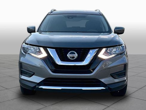 Used 2019 Nissan Rogue SV FWD image 3