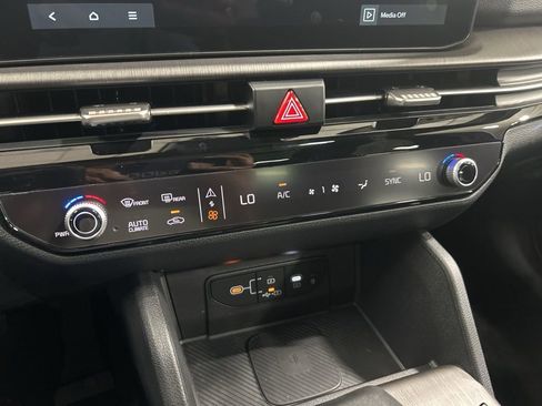 New 2026 Kia Sportage X-Line w/ X-Line Technology Package image 22