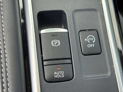 Used 2025 Nissan Pathfinder Platinum w/ Cargo Package AWD/4WD image 51