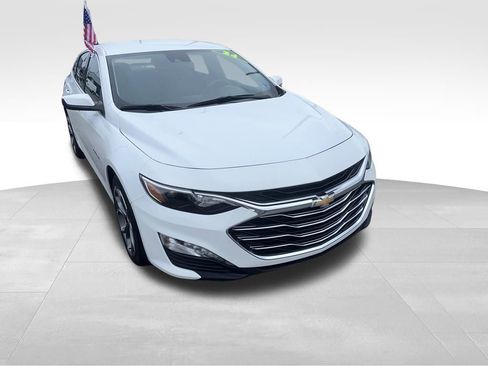 Used 2024 Chevrolet Malibu LT image 30