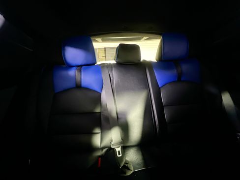 Used 2019 Toyota C-HR XLE image 31