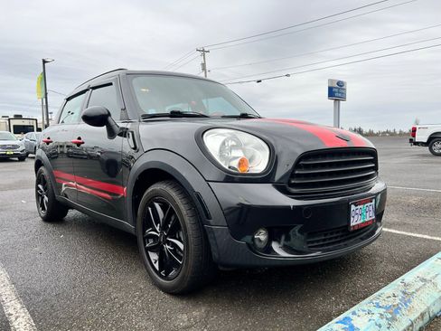 Used 2012 MINI Cooper Countryman Base image 1