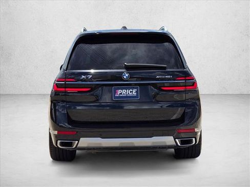 Used 2024 BMW X7 xDrive40i w/ Premium Package AWD/4WD image 6