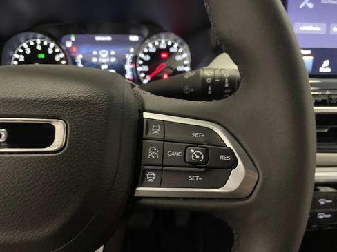 Used 2025 Jeep Compass Limited AWD/4WD image 22
