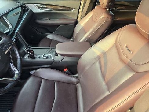 Used 2022 Cadillac XT6 Premium Luxury AWD/4WD image 20