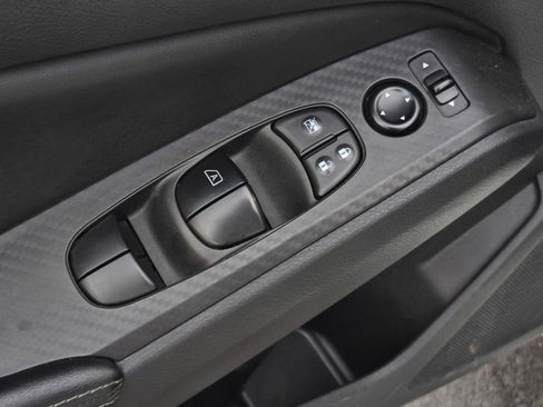 Used 2022 Nissan Altima 2.5 SV image 9