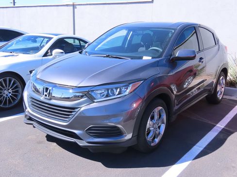 Used 2022 Honda HR-V LX image 2