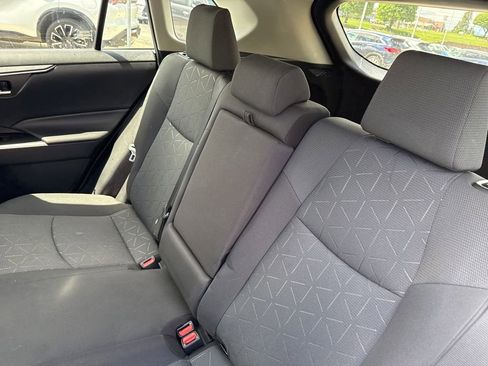 Used 2021 Toyota RAV4 XLE AWD/4WD image 28