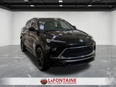 Certified 2024 Buick Encore GX Sport Touring w/ Advanced Technology Package AWD/4WD image 7