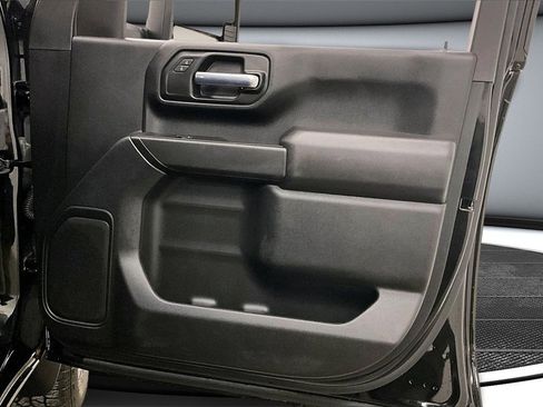 Used 2024 Chevrolet Silverado 2500 Custom image 29