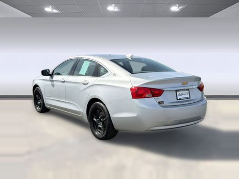 Used 2018 Chevrolet Impala LS image 3