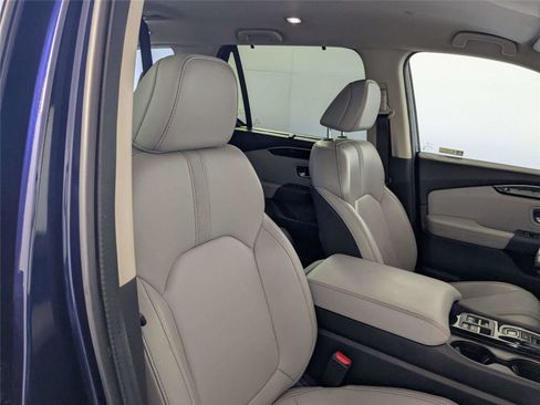 Used 2024 Honda Pilot EX-L image 32