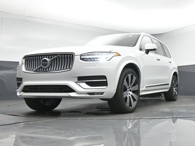 Used 2024 Volvo XC90 B6 Plus w/ Protection Package Premier AWD/4WD image 12