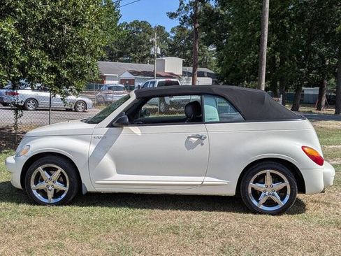 Used 2005 Chrysler PT Cruiser GT FWD image 6