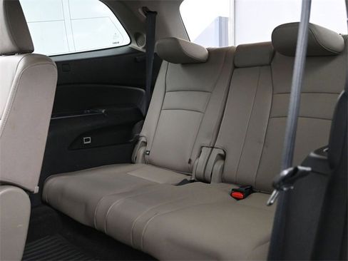 Used 2016 Honda Pilot Touring image 28