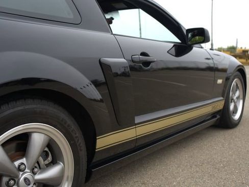 Used 2006 Ford Mustang GT Premium image 28