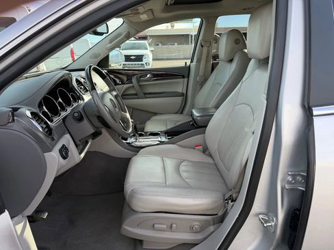 Used 2017 Buick Enclave Leather image 10
