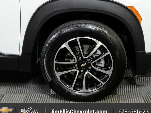 Certified 2025 Chevrolet TrailBlazer LT image 35