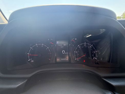 Used 2023 Toyota 4Runner SR5 Premium w/ Moonroof Package AWD/4WD image 15