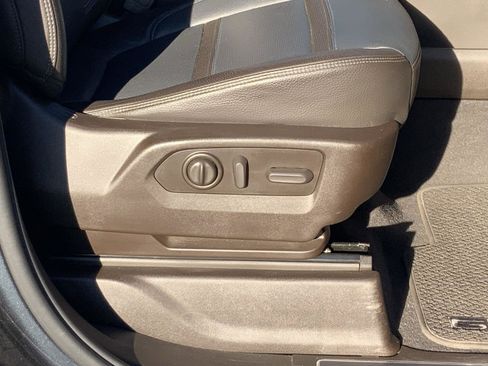 Used 2020 GMC Sierra 3500 Denali w/ Denali Ultimate Package image 80