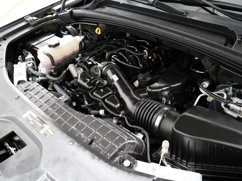 Used 2023 Jeep Grand Cherokee Limited AWD/4WD image 33