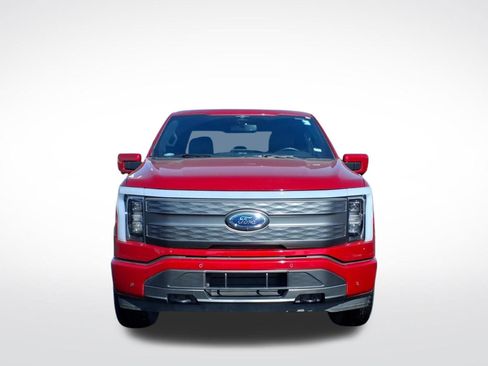 Used 2023 Ford F150 Lightning Lariat image 34