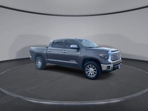 Used 2017 Toyota Tundra Limited w/ Limited Premium Package image 2