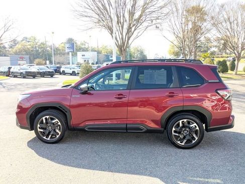 Certified 2025 Subaru Forester Limited image 11