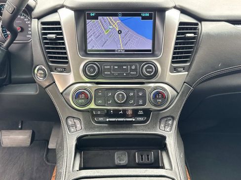 Used 2019 Chevrolet Suburban Premier RWD image 43