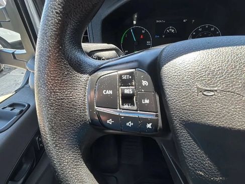 Used 2022 Ford E-Transit 148 High Roof w/ Load Area Protection Package RWD image 21