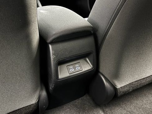 Used 2023 Toyota Corolla LE w/ Carpet Mat Package (TMS) FWD image 29