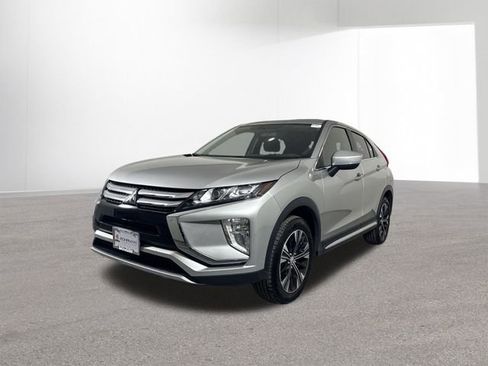 Used 2019 Mitsubishi Eclipse Cross SE image 2