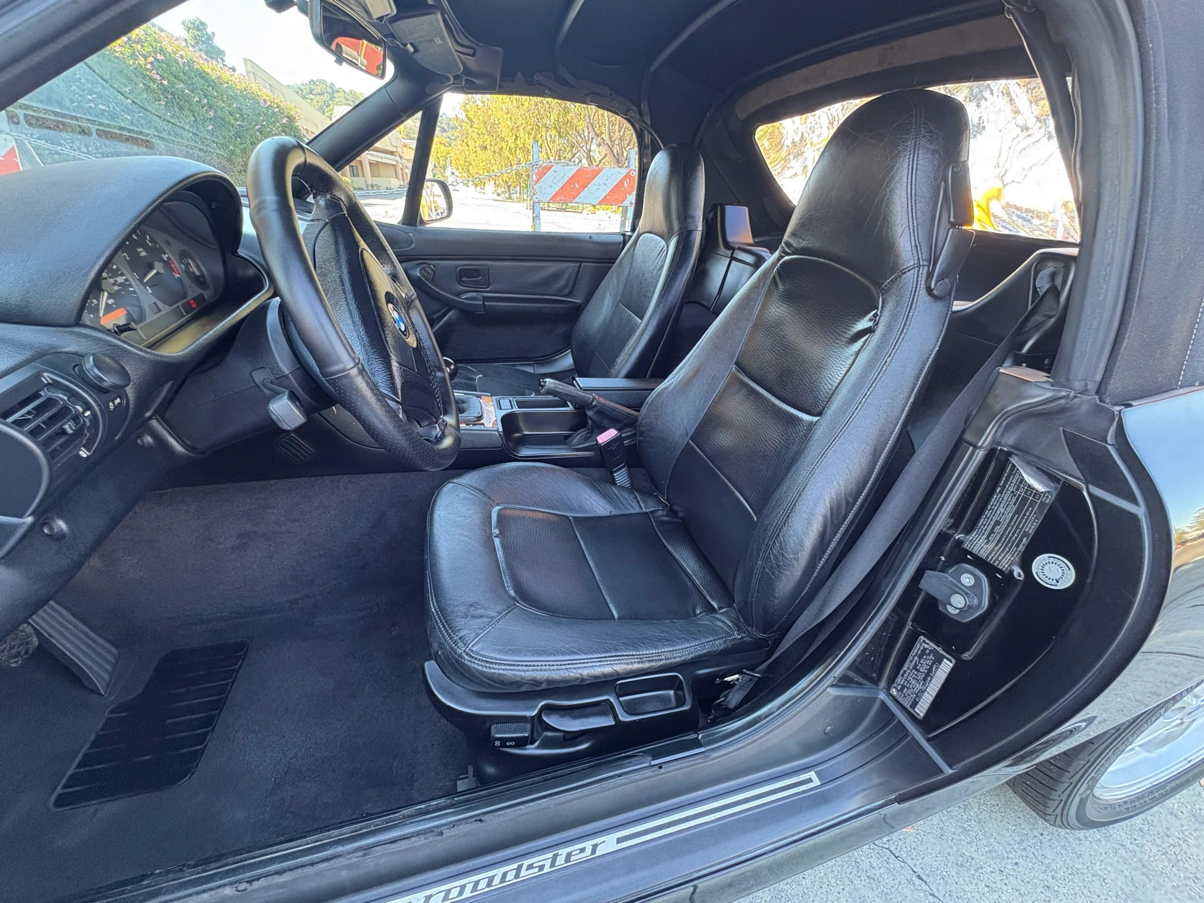 Used 1996 BMW Z3 1.9 RWD image 10