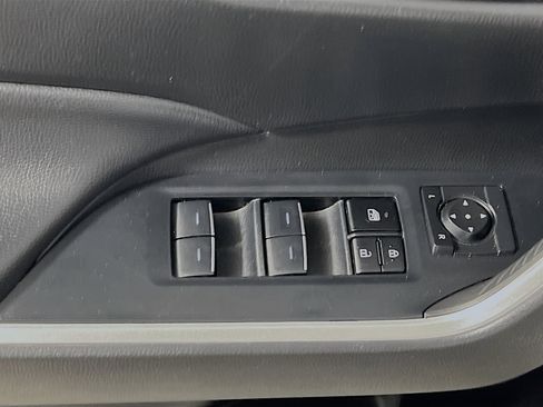 Used 2024 Toyota RAV4 XLE image 17