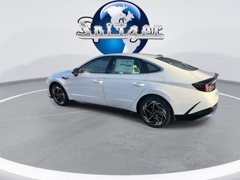 New 2026 Hyundai Sonata SEL FWD image 6