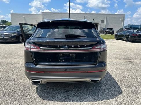 Used 2022 Lincoln Nautilus Reserve w/ Monochromatic Package AWD/4WD image 9
