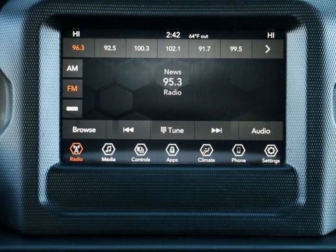 Used 2021 Jeep Wrangler Unlimited Sahara image 23