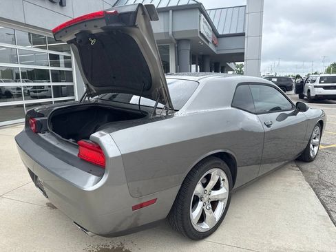 Used 2012 Dodge Challenger R/T RWD image 15