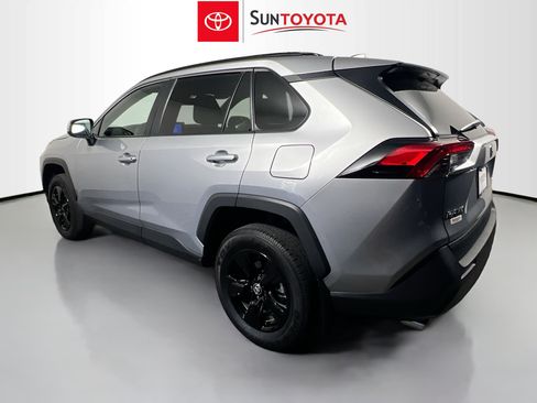 Used 2025 Toyota RAV4 XLE w/ Convenience Package FWD image 6