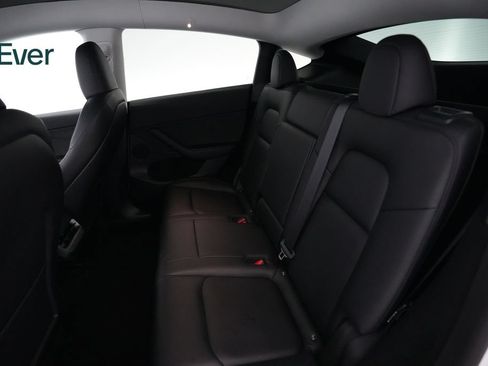 Used 2023 Tesla Model Y Long Range AWD/4WD image 22