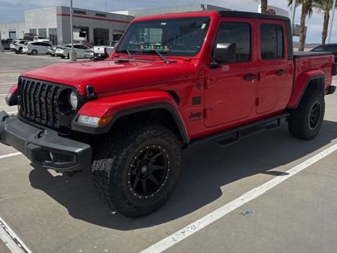 Used 2022 Jeep Gladiator Sport image 1
