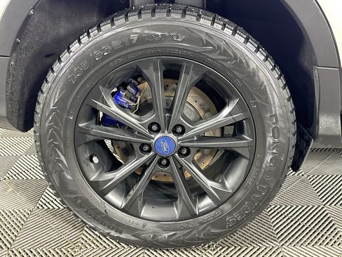 Used 2019 Ford Escape SEL image 32