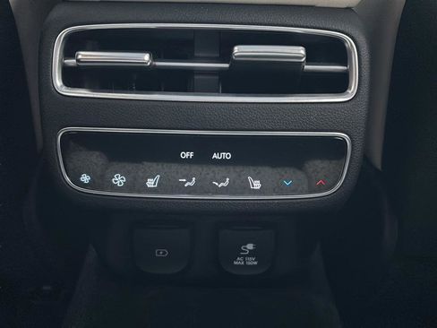 Certified 2026 Genesis GV70 3.5T Sport Prestige image 43